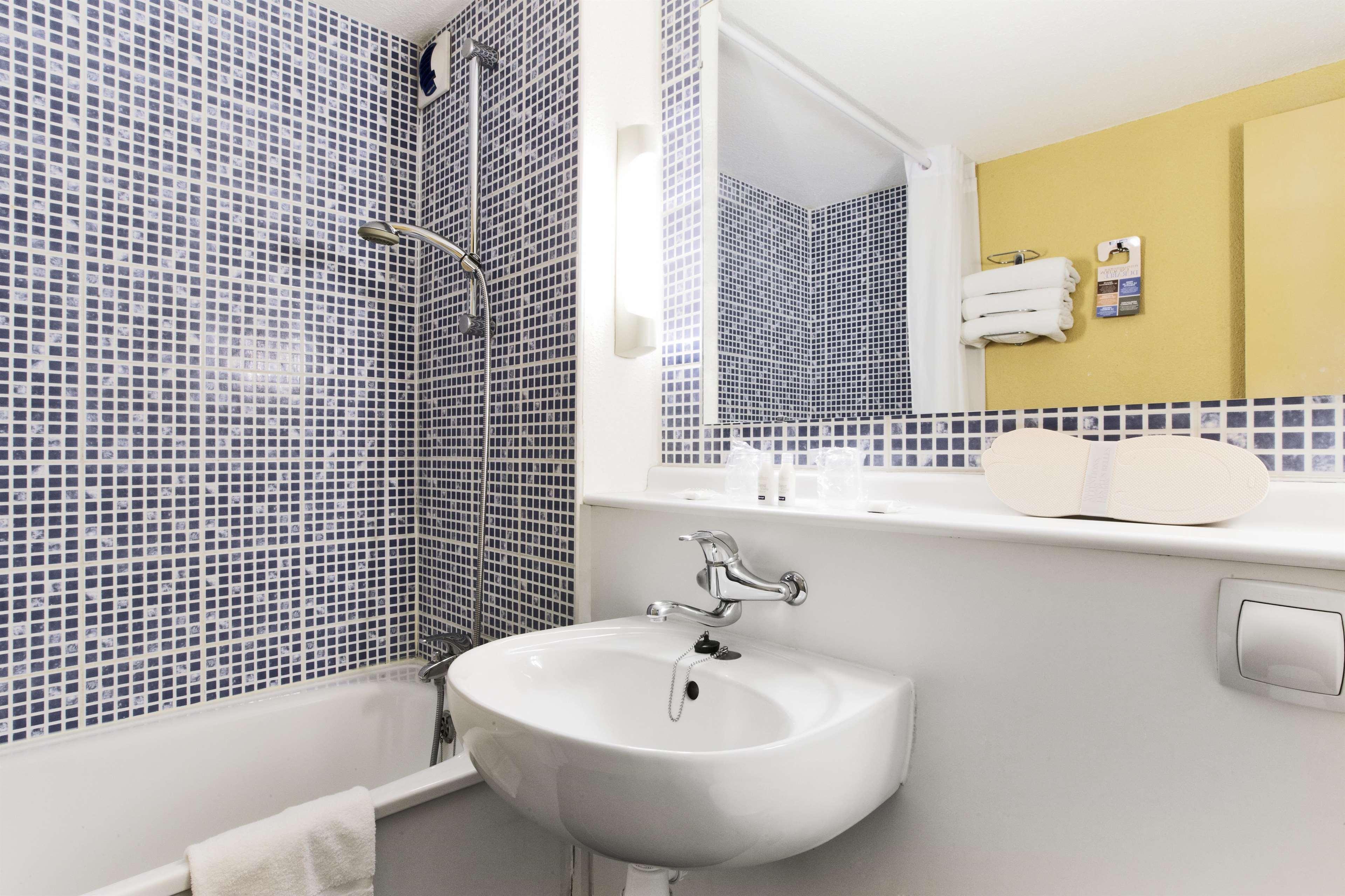 Kyriad Angers Sud Ponts-de-ce 3* Les Ponts-de-Ce